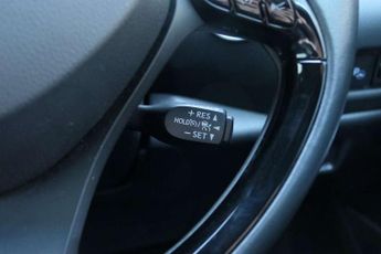 Toyota C-HR 1.8 Hybrid Design 5dr CVT