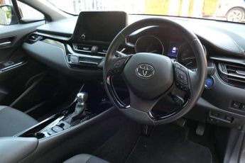 Toyota C-HR 1.8 Hybrid Design 5dr CVT