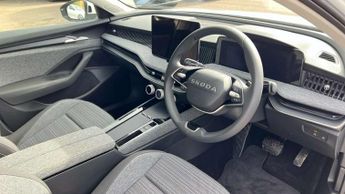 Skoda Superb 1.5 TSI iV SE Technology DSG 5dr