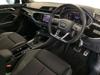 Audi Q3 35 TFSI Black Edition 5dr S Tronic