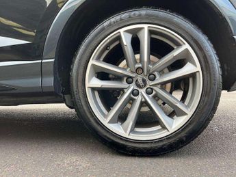 Audi Q3 35 TFSI Black Edition 5dr S Tronic