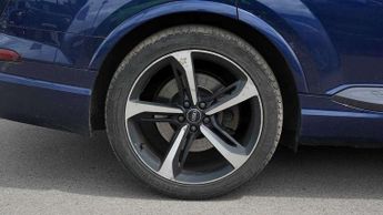 Audi Q7 50 TDI Quattro Black Edition 5dr Tiptronic