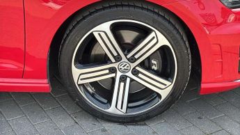 Volkswagen Golf 2.0 TSI R 5dr DSG