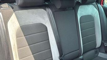 Volkswagen Golf 2.0 TSI R 5dr DSG