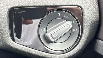 Volkswagen Golf 2.0 TSI R 5dr DSG