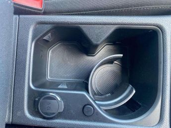 Volkswagen Golf 1.5 eTSI 150 Style 5dr DSG