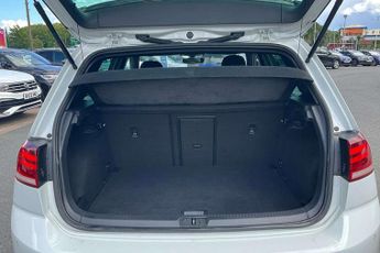 Volkswagen Golf 2.0 TDI R-Line 5dr DSG