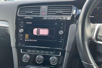 Volkswagen Golf 2.0 TDI R-Line 5dr DSG