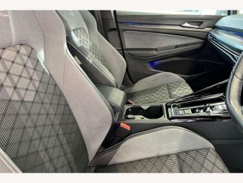 Volkswagen Golf 1.5 eTSI 150 R-Line 5dr DSG