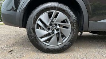 Nissan Qashqai 1.3 DiG-T MH 158 Acenta Premium 5dr Xtronic