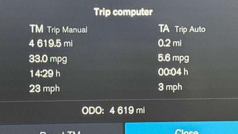 Volvo XC40 2.0 B3P Ultra Dark 5dr Auto