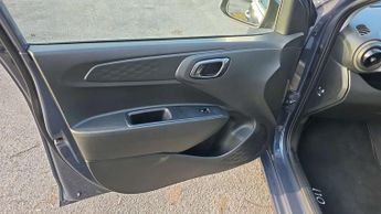 Hyundai i10 1.0 Advance 5dr Auto