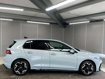Volkswagen Golf 1.5 eTSI 150 R-Line 5dr DSG