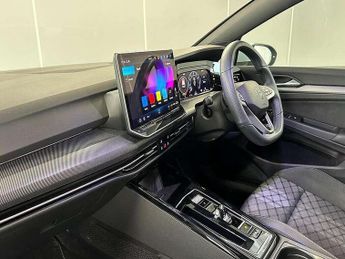 Volkswagen Golf 1.5 eTSI 150 R-Line 5dr DSG