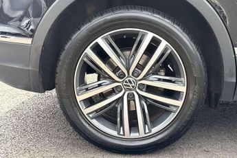 Volkswagen Tiguan 2.0 TDI Elegance 5dr DSG