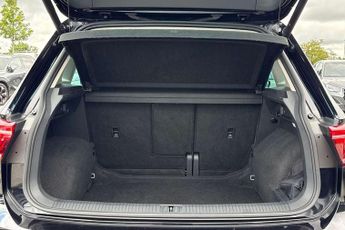 Volkswagen Tiguan 2.0 TDI Elegance 5dr DSG