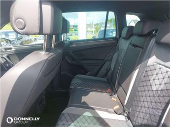 Volkswagen Tiguan 2.0 TDI 4Motion R-Line Edition 5dr DSG