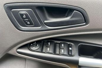 Ford Grand Tourneo Connect 1.5 EcoBlue 120 Zetec 5dr Powershift