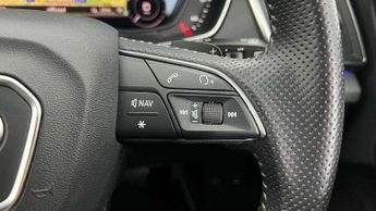 Audi Q5 55 TFSI e Quattro S Line Competition 5dr S Tronic