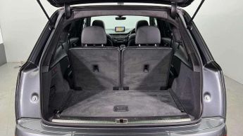 Audi Q7 3.0 TDI Quattro Black Edition 5dr Tip Auto