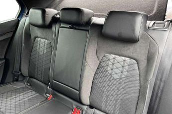 Volkswagen Golf 2.0 TDI 150 R-Line 5dr DSG