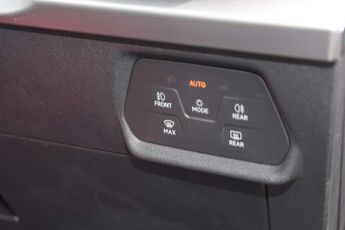SEAT Leon 1.5 eTSI 150 FR Black Edition 5dr DSG [DAP]