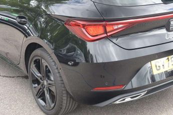 SEAT Leon 1.5 eTSI 150 FR Black Edition 5dr DSG [DAP]