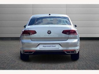 Volkswagen Passat 1.5 TSI EVO R-Line 4dr DSG