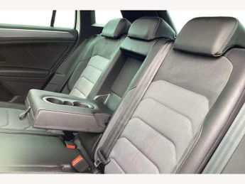 Volkswagen Tiguan 2.0 TDi 150 4Motion R-Line Tech 5dr DSG