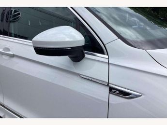 Volkswagen Tiguan 2.0 TDi 150 4Motion R-Line Tech 5dr DSG