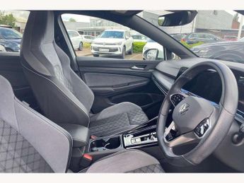 Volkswagen Golf 1.5 eTSI 150 R-Line 5dr DSG