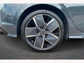 Volkswagen Golf 1.5 eTSI 150 Black Edition 5dr DSG