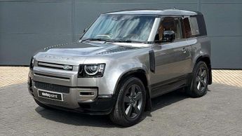 Land Rover Defender 3.0 D300 X-Dynamic HSE 90 3dr Auto