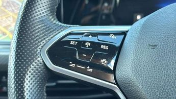 Volkswagen Golf TDi 2.0 TDI 150 R-Line 5dr DSG