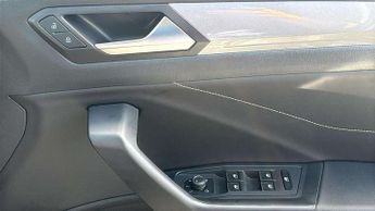 Volkswagen T-Roc 1.5 TSI Style 5dr DSG