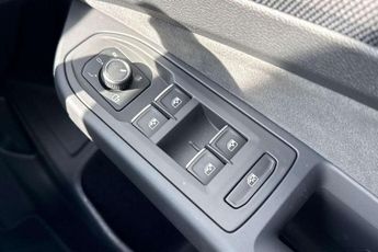 Volkswagen Golf 1.5 eTSI 150 R-Line 5dr DSG