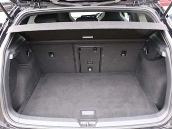 Volkswagen Golf 2.0 TDI 200 GTD 5dr DSG