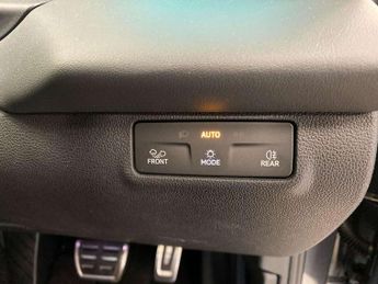 Volkswagen T-Roc 1.5 eTSI 150 R-Line 5dr DSG