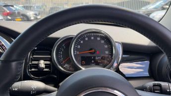 MINI Hatchback 1.5 Cooper Classic 5dr Auto