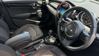 MINI Hatchback 1.5 Cooper Classic 5dr Auto