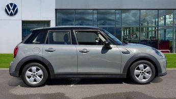 MINI Hatchback 1.5 Cooper Classic 5dr Auto
