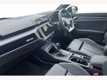 Audi Q3 35 TFSI Black Edition 5dr S Tronic [Tech Pro]