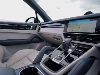 Porsche Cayenne Platinum Edition 5dr Tiptronic S
