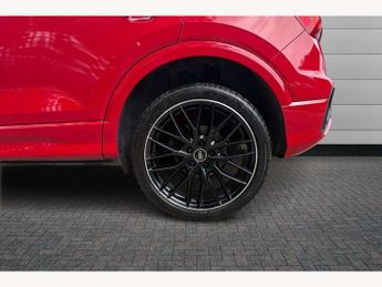 Audi Q2 35 TFSI Black Edition 5dr S Tronic