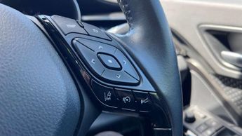 Toyota C-HR 1.8 Hybrid Design 5dr CVT