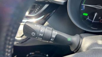 Toyota C-HR 1.8 Hybrid Design 5dr CVT
