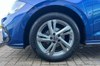 Volkswagen Polo 1.0 TSI R-Line 5dr DSG