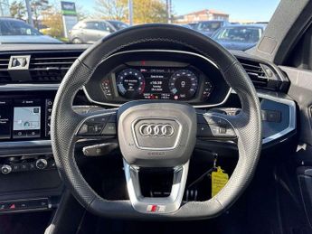 Audi Q3 35 TFSI Black Edition 5dr S Tronic