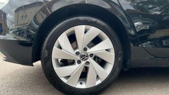 Volkswagen Golf 1.5 eTSI 150 Style 5dr DSG