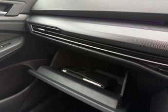 Volkswagen Golf 1.5 eTSI 150 R-Line 5dr DSG